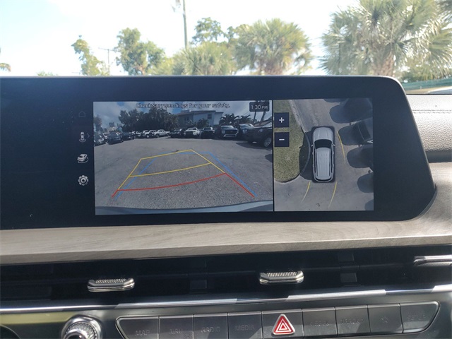 Vehicle image 9 of 32
