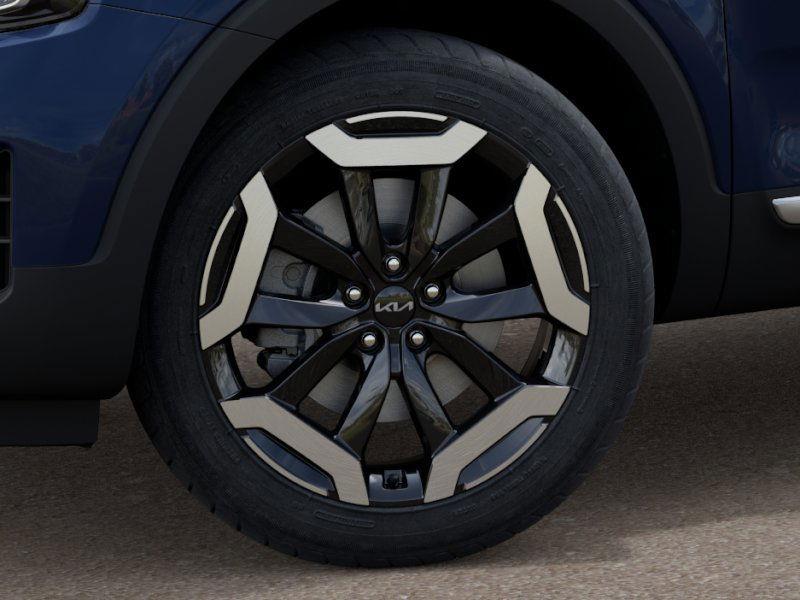 Vehicle image 11 of 27