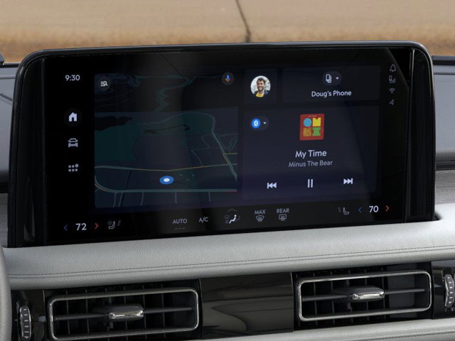 Vehicle image 14 of 22