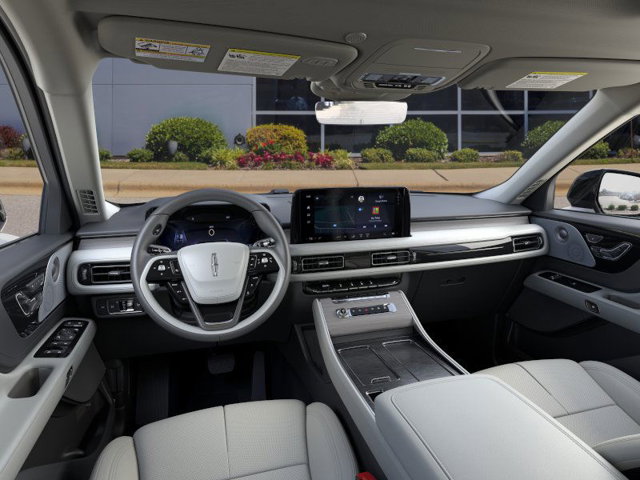 Vehicle image 9 of 22