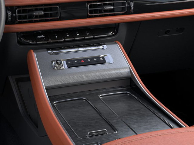 Vehicle image 15 of 22