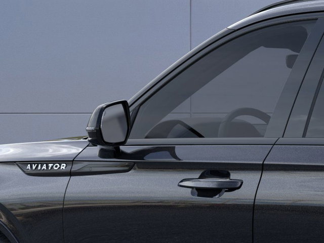 Vehicle image 20 of 22