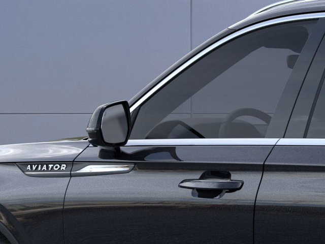Vehicle image 20 of 22
