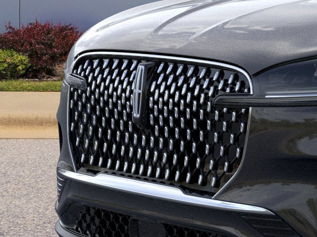 Vehicle image 17 of 22
