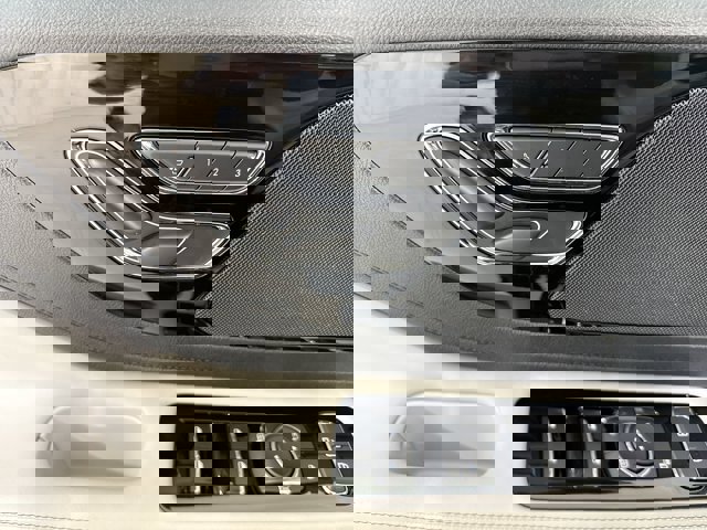 Vehicle image 29 of 33