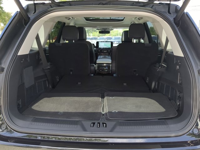 Vehicle image 11 of 25
