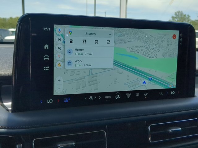Vehicle image 19 of 25