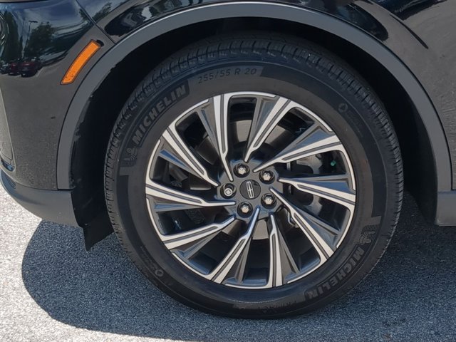 Vehicle image 10 of 25