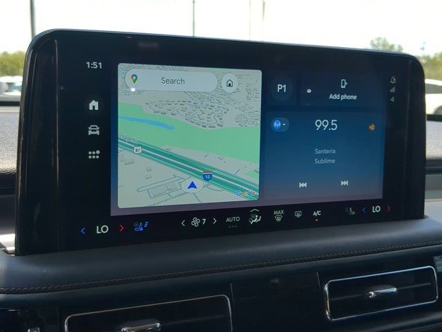 Vehicle image 17 of 25
