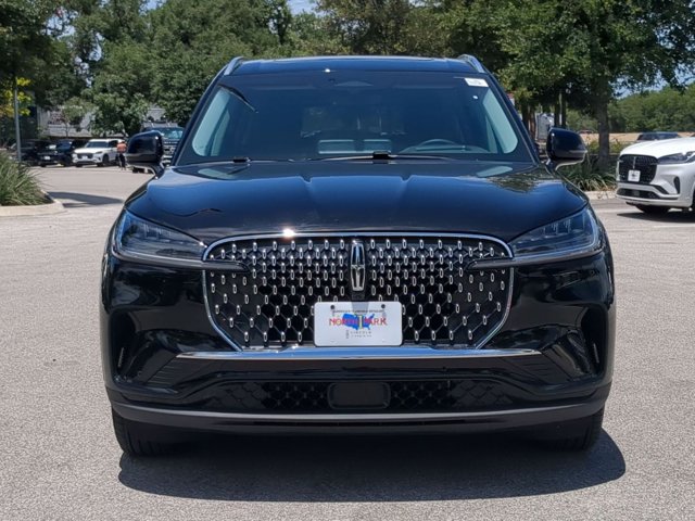 Vehicle image 2 of 25