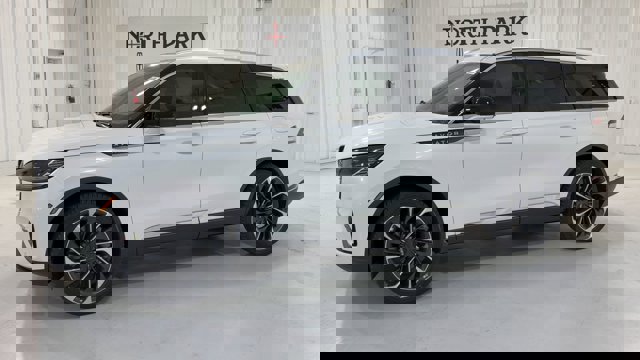 Vehicle image 1 of 33