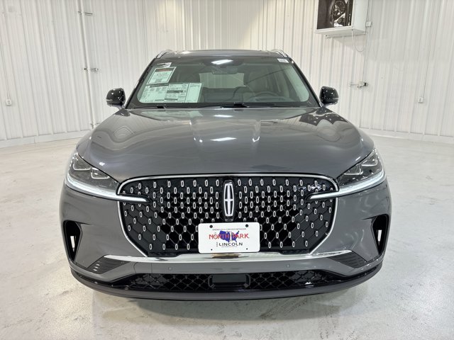 Vehicle image 33 of 33