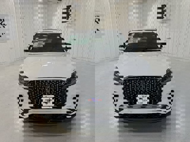 Vehicle image 5 of 33