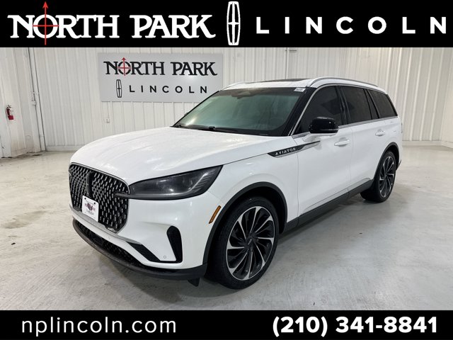 Vehicle image 1 of 33
