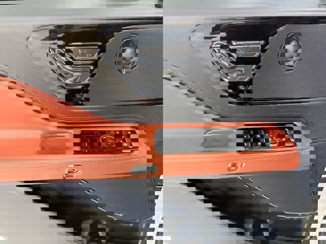 Vehicle image 12 of 33