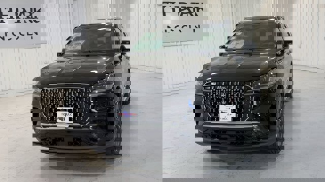 Vehicle image 4 of 33