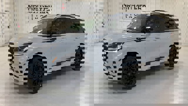 Vehicle image 3 of 33
