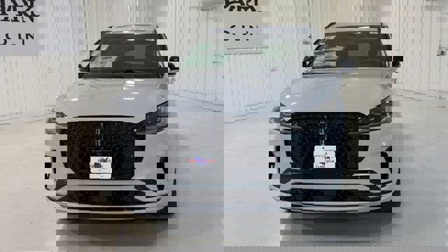Vehicle image 5 of 33