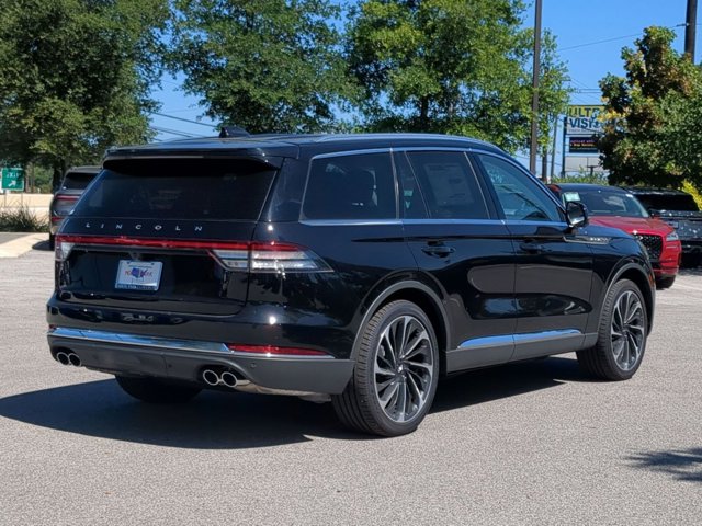 Vehicle image 5 of 25