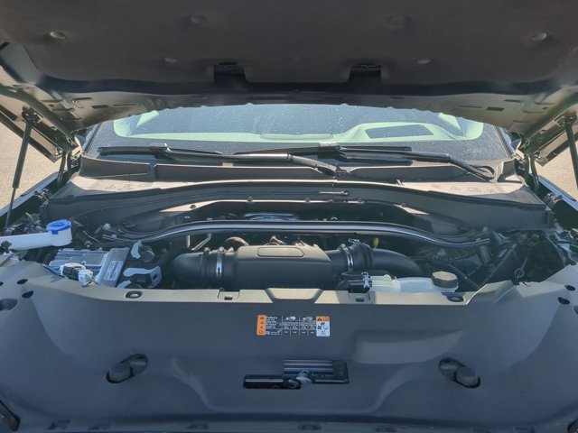 Vehicle image 9 of 25