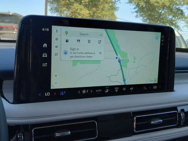 Vehicle image 17 of 25