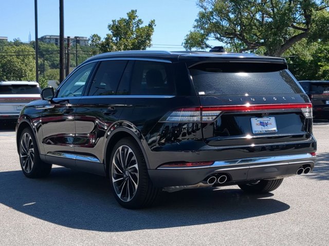 Vehicle image 6 of 25
