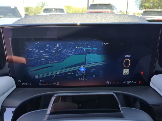Vehicle image 23 of 25