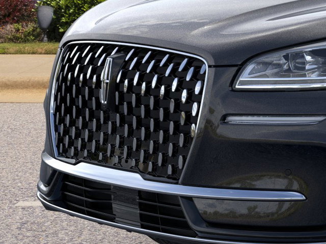 Vehicle image 17 of 22