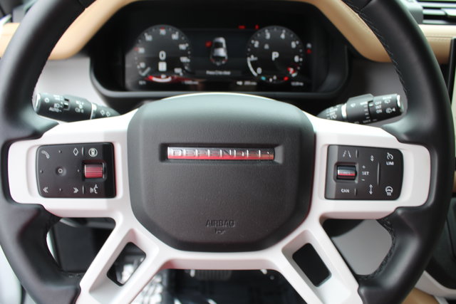 2025 Land Rover Defender X-Dynamic SE Image 14 of 31