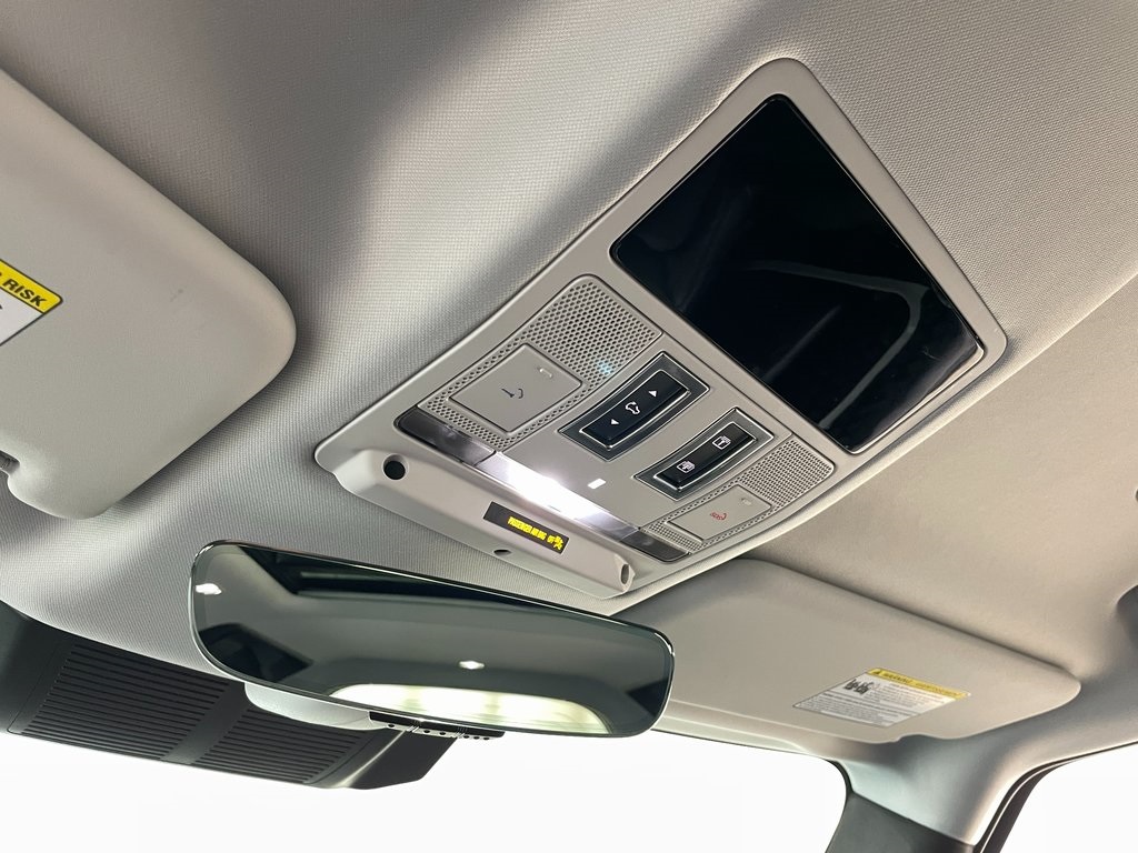 2025 Land Rover Defender S Image 45 of 51