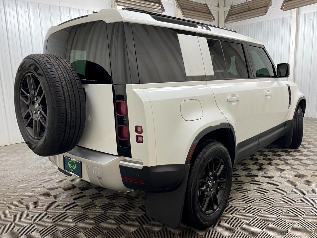2025 Land Rover Defender S Image 5 of 51