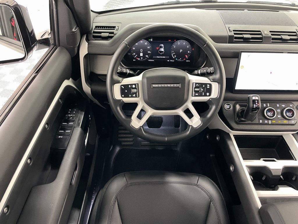 2025 Land Rover Defender S Image 25 of 51