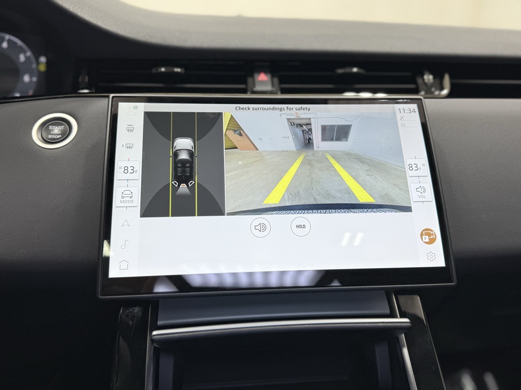 2025 Land Rover Range Rover Evoque Dynamic SE Image 30 of 41