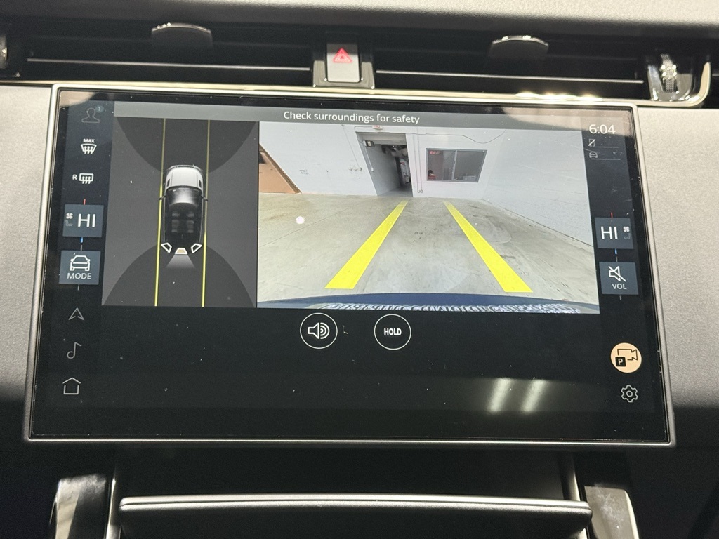 2025 Land Rover Range Rover Evoque Core S Image 26 of 36