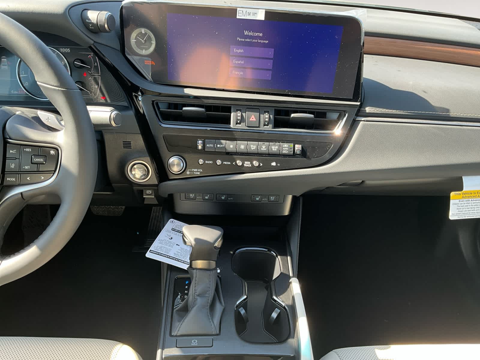 Vehicle image 12 of 16