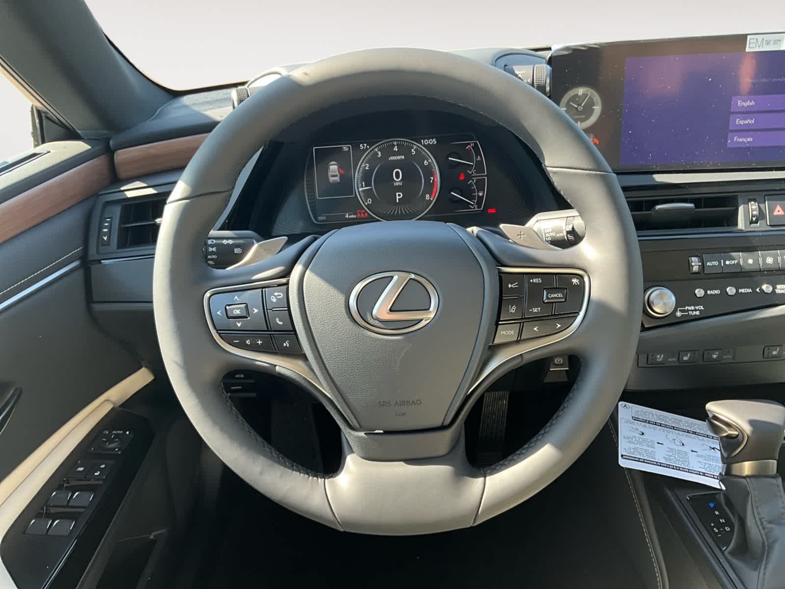 Vehicle image 13 of 16