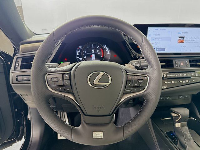 Vehicle image 12 of 31