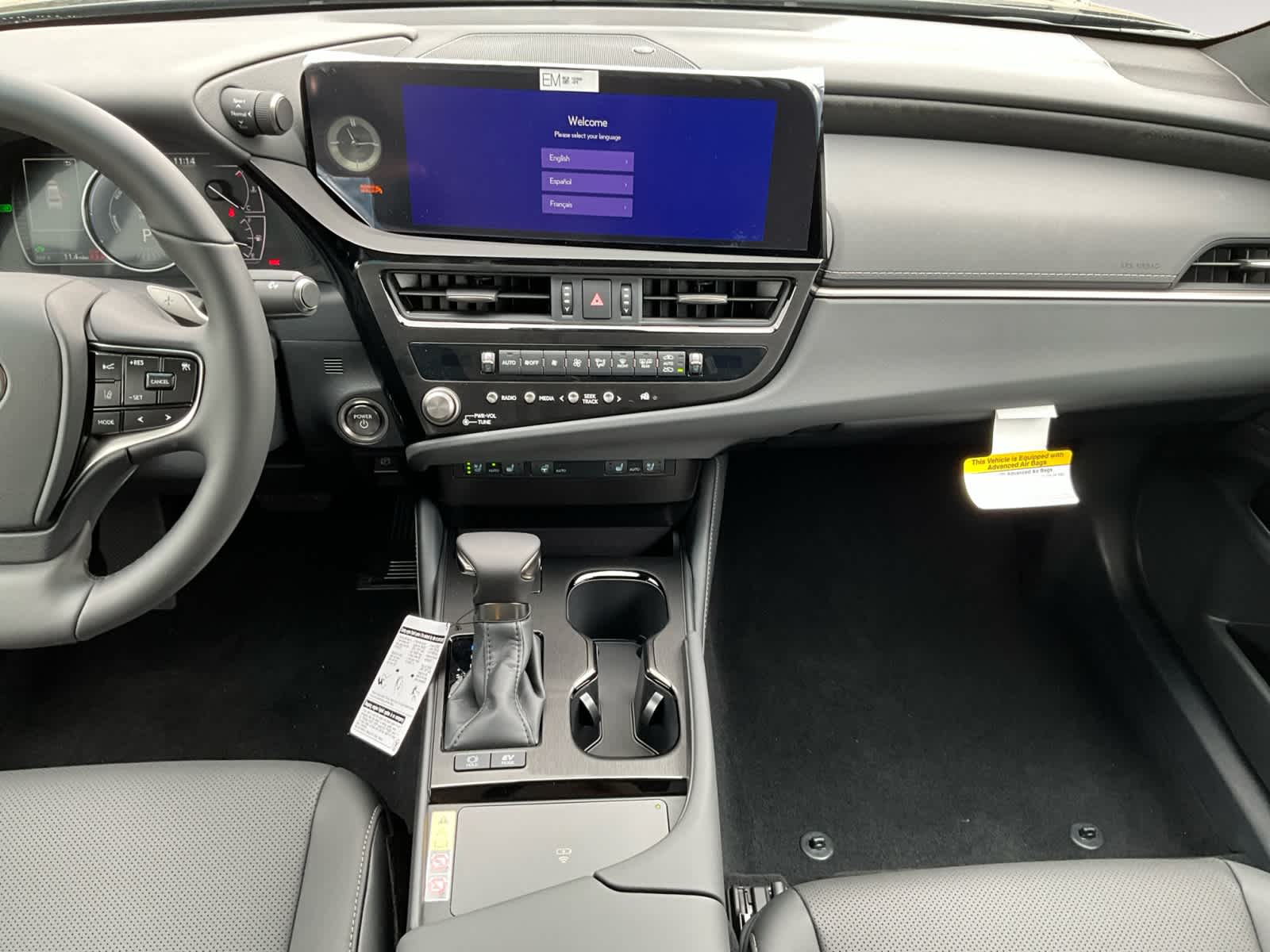 Vehicle image 12 of 16