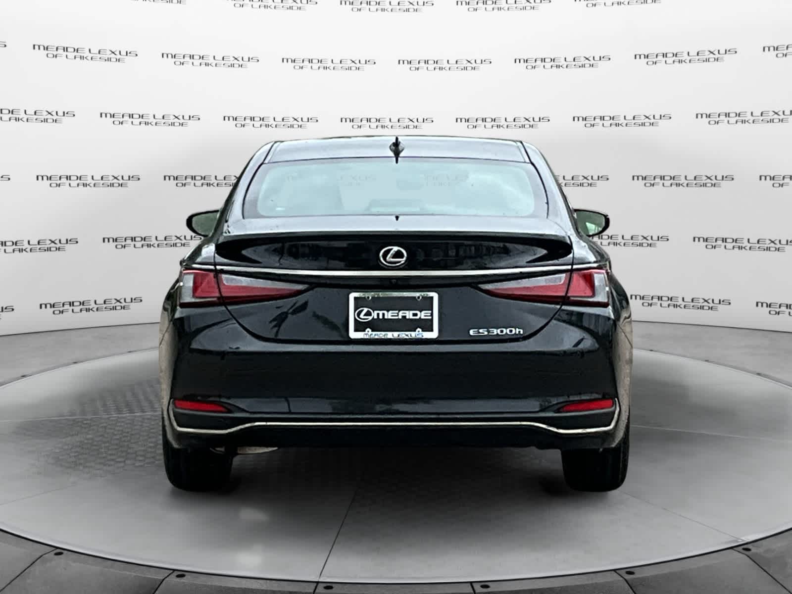 Vehicle image 6 of 16