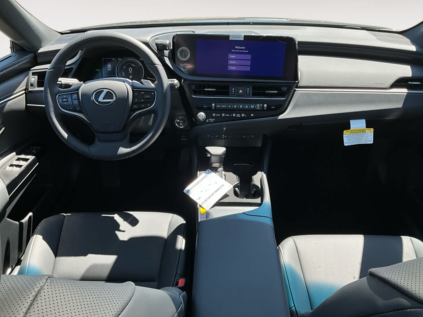 Vehicle image 11 of 16