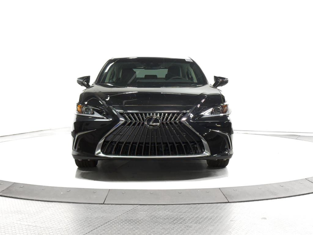 Vehicle image 2 of 13
