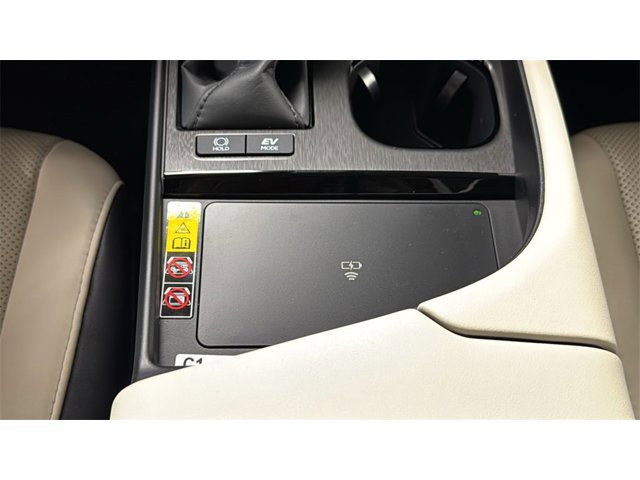 2025 Lexus ES 300h Image 20 of 26