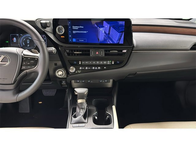 2025 Lexus ES 300h Image 10 of 26