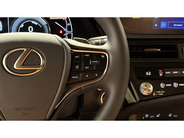 2025 Lexus ES 300h Image 25 of 26