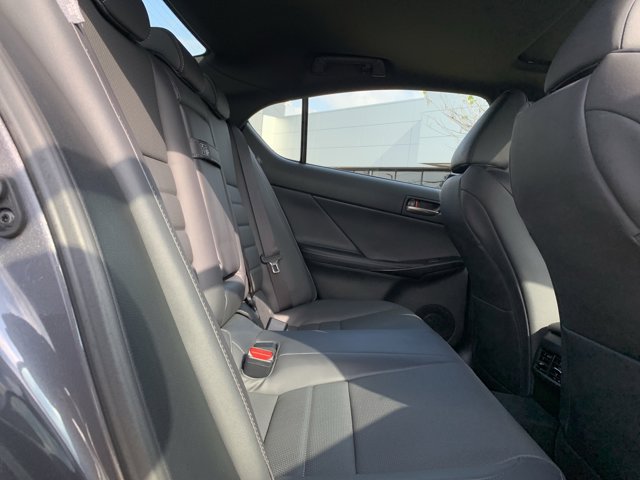 2025 Lexus IS 350 F Sport Image 12 of 36