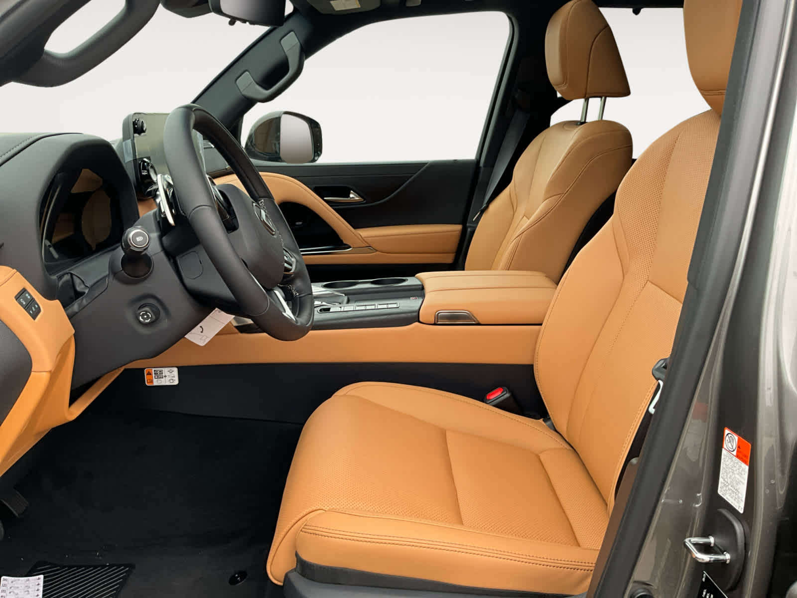Vehicle image 12 of 16