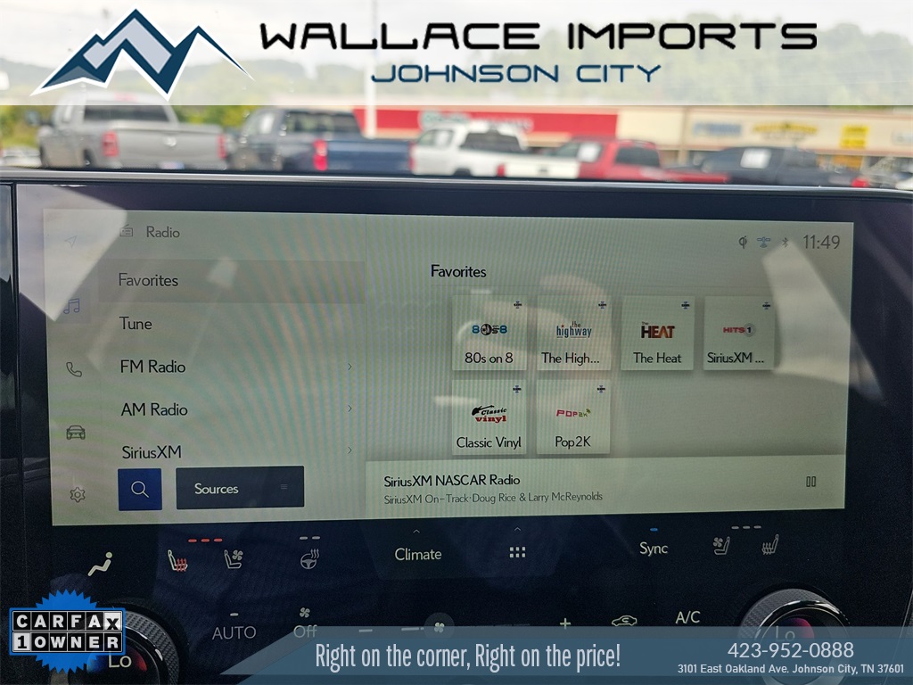 2025 Lexus NX 350h Premium Image 17 of 51