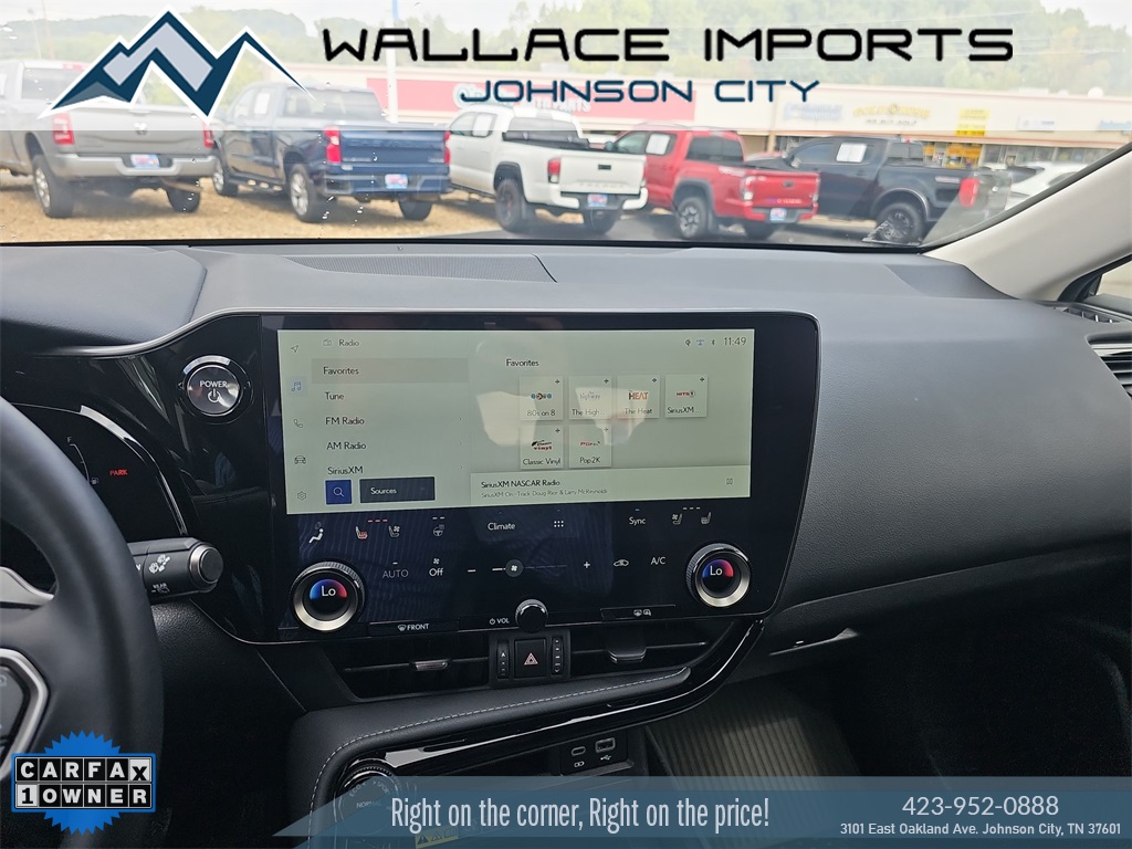 2025 Lexus NX 350h Premium Image 18 of 51