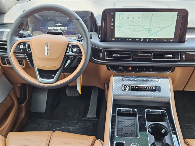 Vehicle image 25 of 32