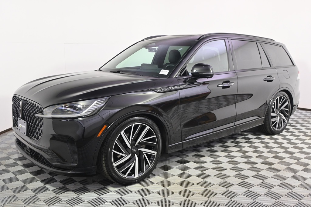 Vehicle image 1 of 34